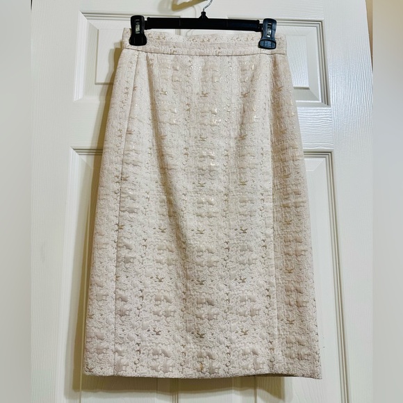 ANTONIO MELANI Dresses & Skirts - ANTONIO MELANI Pencil Skirt✨✨